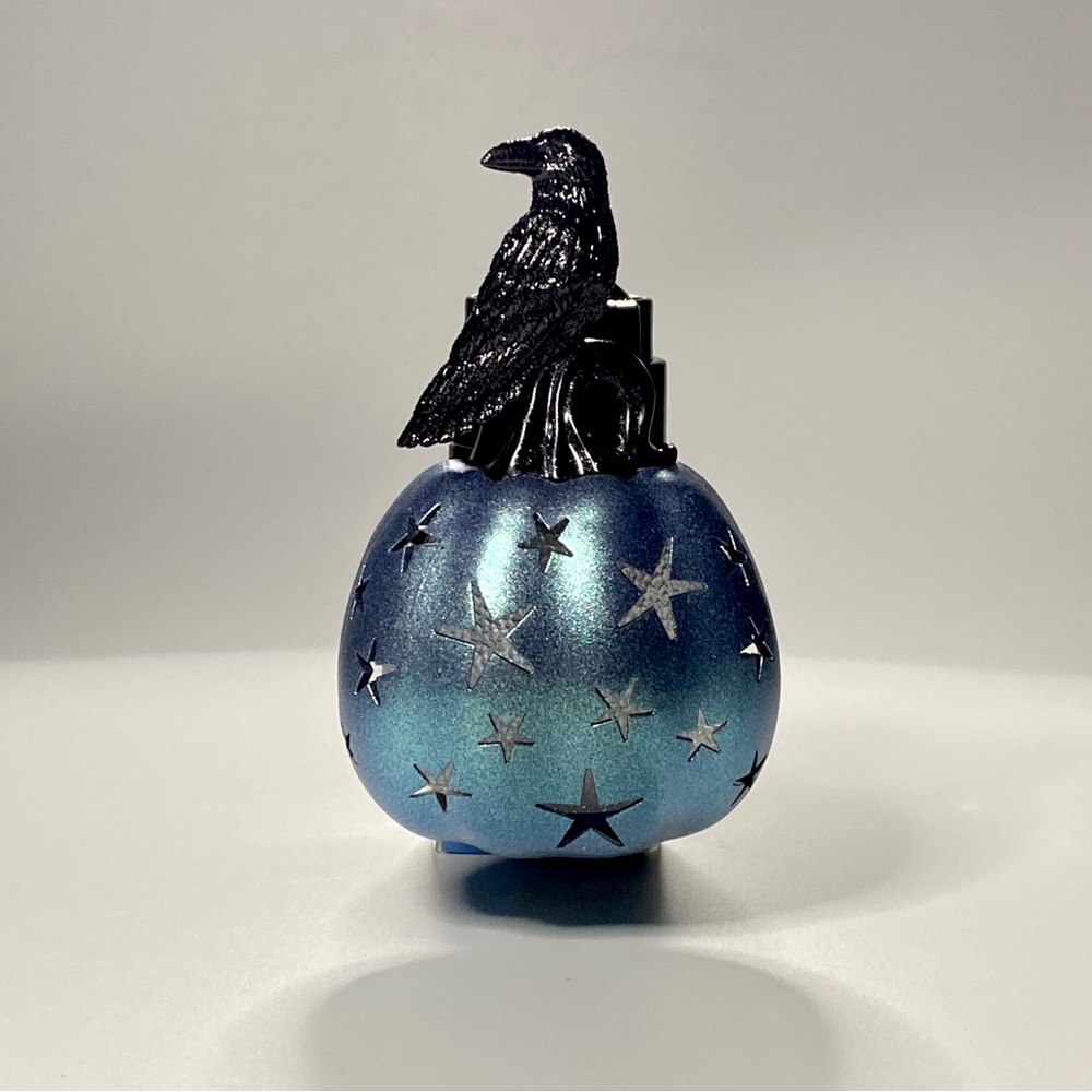 Bath & Body Works Raven Wallflower Plug-in